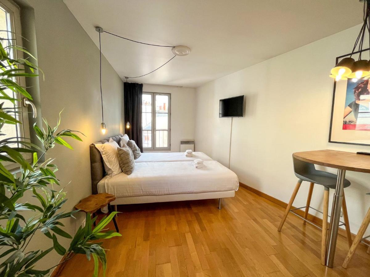 Апартаменты Charmant Studio Dans Un Immeuble Paris 5 Экстерьер фото